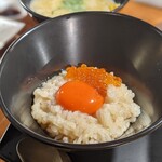 炭火焼鳥さかもり北新地 本店 - 龍の卵の卵かけご飯