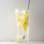 sliced lemon Chuhai (Shochu cocktail)