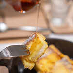 Saryo Bakery  - French Toast with Golden Eggs