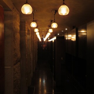 Passageway with lighting rails