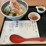 日本橋海鮮丼 つじ半 - 