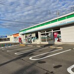 ファミリーマート - 外観_2021年11月