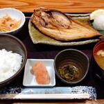 Hakata Motsunabe Yamaya - 真ホッケ定食  @1,180円。確かに真ホッケだけと、こりゃ「ロウソクボッケ」だなぁ。