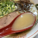 Mampuku Hompo - アッサリ軽い豚骨スープ
