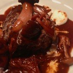 サフラ - きのこの煮込みハンバーグ