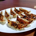餃子もだるまや - 料理写真: