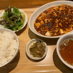 菜来軒 - 菜来軒(特製麻婆豆腐定食)