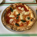 ア フェネステッラ - 