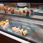 モンク - 本日のショーケース（16時頃なので品薄です）