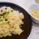 京鼎樓 - エビチャーハンとセットのスープ