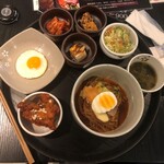 韓国料理 benibeni - 