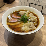 自家製麺 つきよみ - 特製ワンタン麺(醤油)