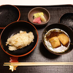 Genya Danahamadaya - 松茸ご飯とお麩の赤出汁