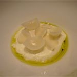 カンテサンス - 塩とオリーブ油が主役　山羊乳のバヴァロワ