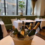 R1 TOKYO Bar&Restaurant - 