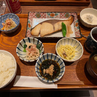 魚とおばんざい 泉士 - 鰤の西京味噌漬け焼き