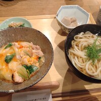 自家製粉石臼挽きうどん 青空blue 本店 - 
