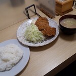 とんかつ燕楽 - カツランチ