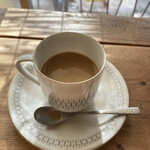 Kurumi dou - しっかりコーヒーだから、砂糖とミルクが合う。美味しい。ほー。