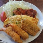 Kou - Ｂランチ チキンソテー、エビフライ、魚フライ、オムレツ