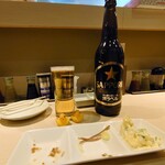 お食事処 あかだも - 大瓶下さい大瓶ね大瓶って言ったら出てきた大瓶