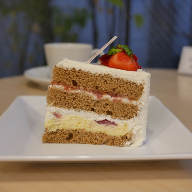 Mama no Eranda Motomachi Cake Motomachi honten, Restaurant in Kobe