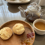 ラ・ターブル・ドゥ・イズミ - 