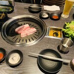 ヨプの王豚塩焼 熟成肉専門店 - 