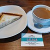 LALALA CAFE - ツナコーンサンドとコーヒー