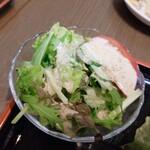 丸宝食堂 - 定食のサラダ