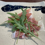 A e B - プロシュート