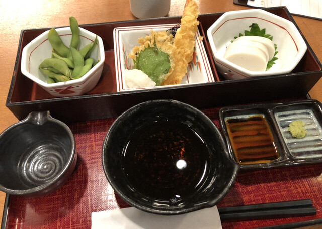 杵屋 郡山駅エキナカ店（きねや） - 郡山（うどん）の写真