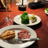 カルネジーオ イースト - 