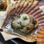 食彩厨房 甚兵衛 - ヒオウギガイのエスカルゴバター炒め