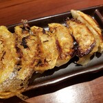 Izakaya Fujiya - ふじやの自家製焼き餃子