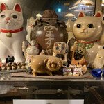 Mimasuya - ビアサーバーの猫さんたち。