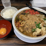 Ima Wo Ikiro Labo - スタミナラーメン、生卵小ライスセット