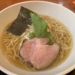 自然派ラーメン 神楽 - 中華煮干しラーメン　¥800(税別)