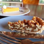 カフェ 金澤園 - クルミのタルト