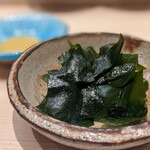 鮨みやもと - 肉厚ワカメ