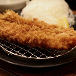 Tonkaratei - 大大海老フライ定食 (味噌汁、ご飯、タルタルソース)