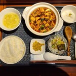 中国料理 川菜 西六厨房 - 麻婆豆腐定食(800円)です。