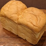 パンといす - 山食