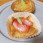 菓子工房 MOMO - りんごパイ　各340円