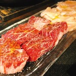 ホルモン 稲田屋 - 