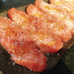 ホルモン 稲田屋 - 