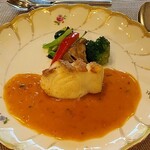 プティレストラン グーテ - ブダイのソテー