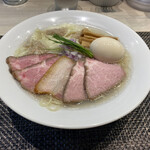 宍道湖しじみ中華蕎麦 琥珀 - 特製中華そば〈塩〉¥1,250＋ワンタン４個¥200＋麺大盛¥150