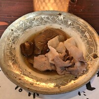 たでの葉 - 天然きのこと猪の鍋