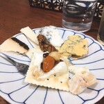 朝めし酒場 ナニコレ食堂 - 